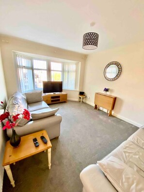 Spacious modern front room