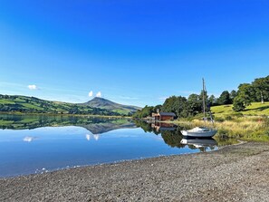 Surrounding area | Glanllyn Lodge, Llanuwchlyn, near Bala