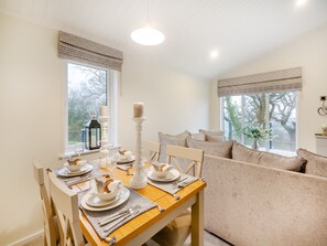 Dining Area | Oak View Lodge, Llanrhaeadr-yng-Nghinmeirch