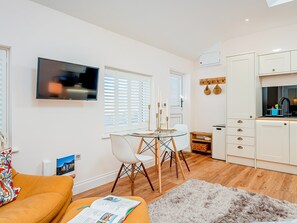 Open plan living space | The Hideaway, Meols, Wirral