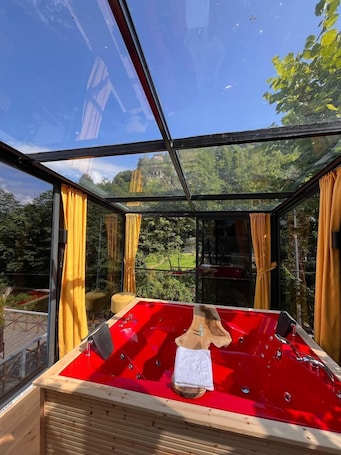 Bain à remous privé