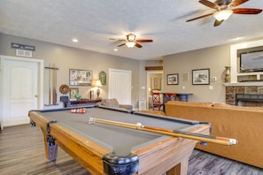 Game Room | Pool Table | Free WiFi | Central A/C