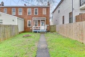 Home Exterior | Fenced Backyard