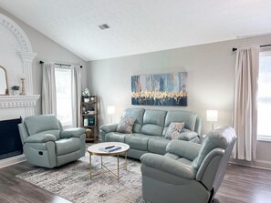 Livingroom. Unit A