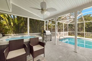 Outdoor Seating with Hot Tub