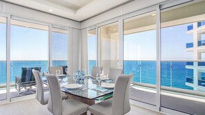 Dining area accomodates ten guests