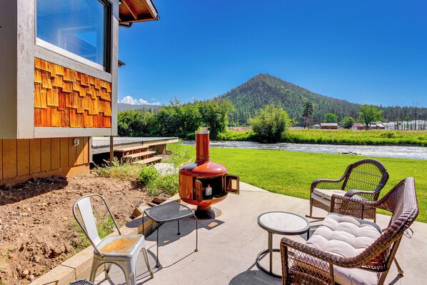 Bayfield Vacation Rental | 2BR | 2BA | Steps Required | 3,800 Sq Ft