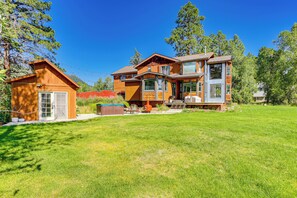 Exterior | Hot Tub Unavailable