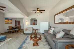 Condo - Image 5