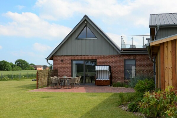 Holiday Home Exterior [summer]