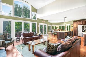 Open concept living room, dining room & kitchen
