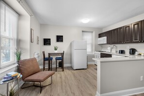 Compact but fully functional layout – ideal for short or extended stays