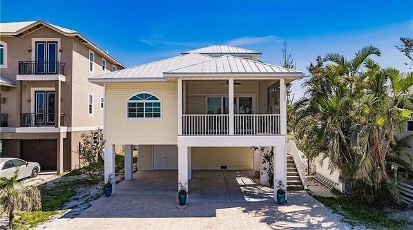 130 Coconut Dr.