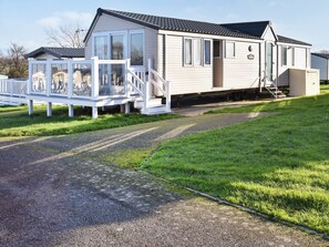 Exterior | Solent Haven - Solent Village 11, Thorness Bay