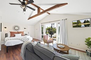 Gather around with friends and relax in this studio unit located above the garage.