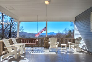 Covered Front Patio w/ Swing Chair