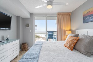 Amazing Gulf Views from the Master Bedroom with En-suite.  King luxury Bed