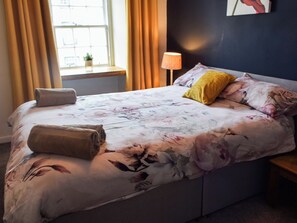 Double bedroom | Lochside Apartment, Inveraray