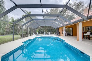 Private Outdoor Pool | Lanai | Outdoor Dining Area