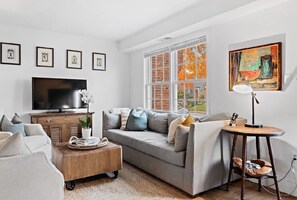 Light and bright with charm and comfort.