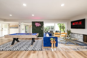 Spielezimmer