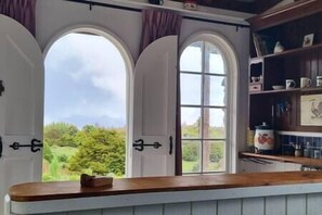 Dining area at the Sunrise Cottage