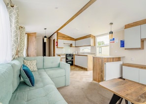 Pet-Friendly Gold 6 Berth - Grange Leisure Park, Mablethorpe
