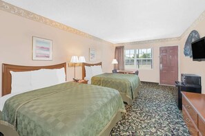 2 Double size beds; perfect for your vacation!