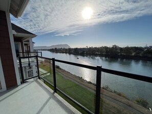 Amazing Views of Necanicum River and Tillamook Head