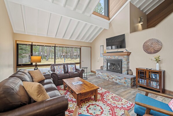 26 Meadow House-03