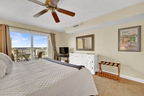 Master bedroom, king bed & balcony access! Gulf views!