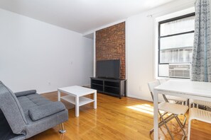 1-LivingRoom(4)