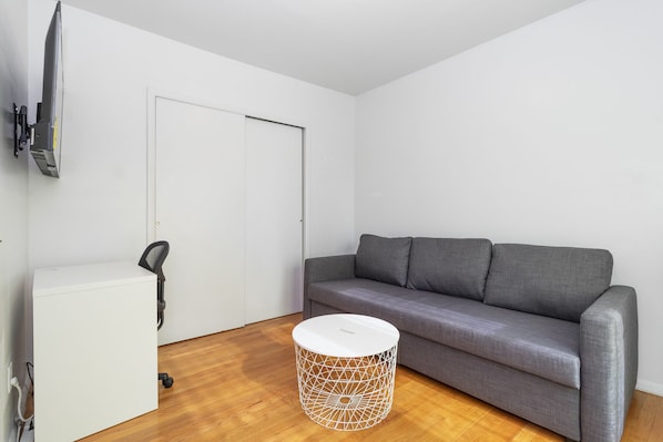 2-Bedroom2(1)