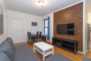 2-LivingRoom(3)