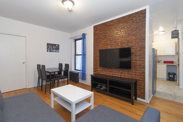 2-LivingRoom(2)