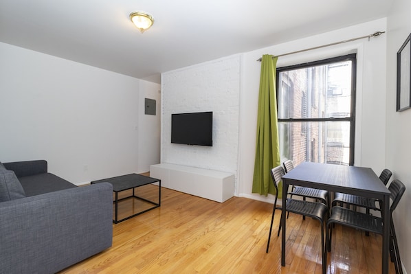 2-LivingRoom(1)