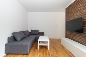 2-LivingRoom(5)
