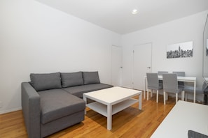 2-LivingRoom(3)