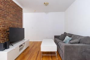 1-LivingRoom(6)