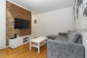 2-LivingRoom(3)