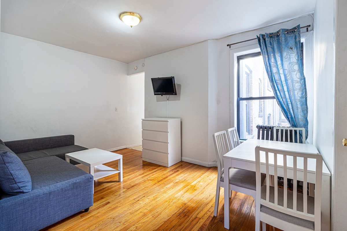 Spacious Two Bedrooms Apartment on Upper East Side