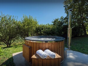 Hot tub