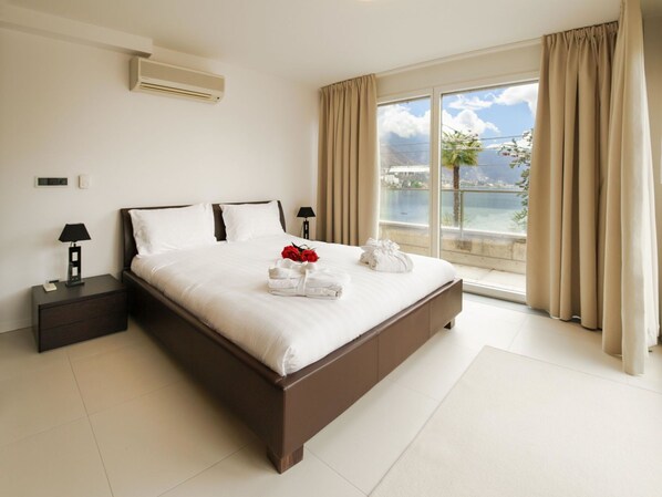 Furniture, Building, Comfort, Azure, Window, Textile, Wood, Interior Design, Architecture