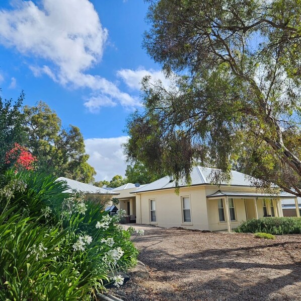 Bassett House is located in the old part of Willunga. Found in a quiet street.