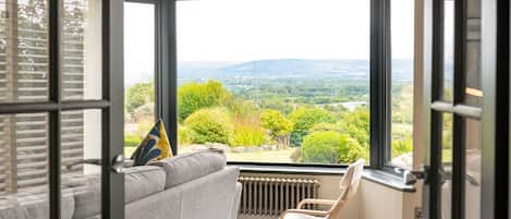 Penyrorsedd - Mountain View from lounge