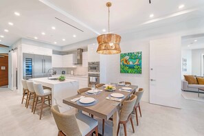 East Kitchen w/Island