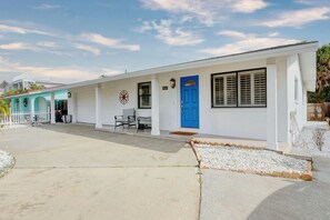 Blue Beach Cottage