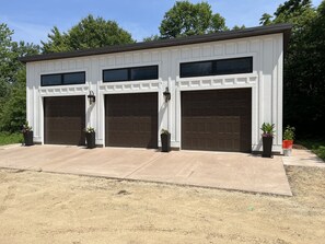 view of the 3 car garage.