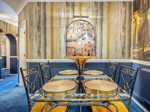 Dining Area | The Venetian, Horning