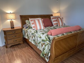 Master bedroom with king luxury mattress